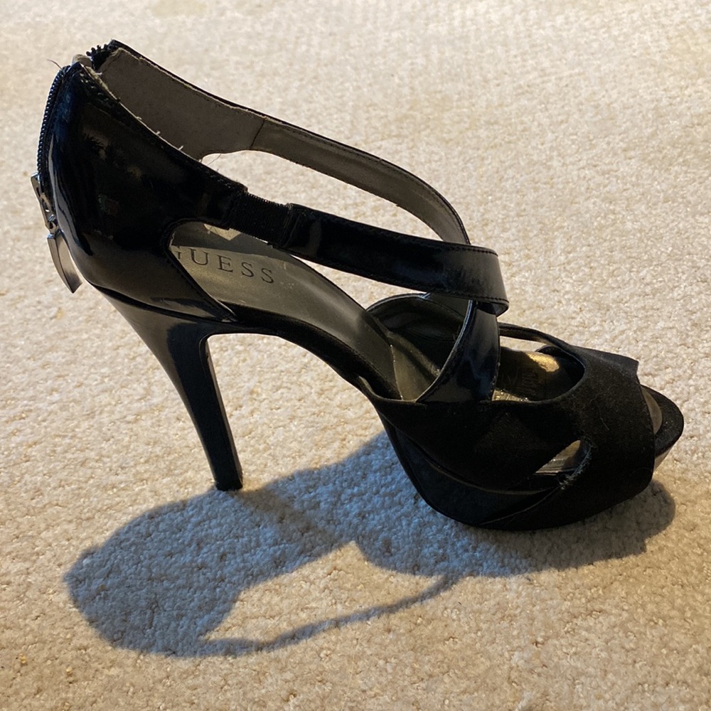 Guess Platform Heel - Picture 6 of 12